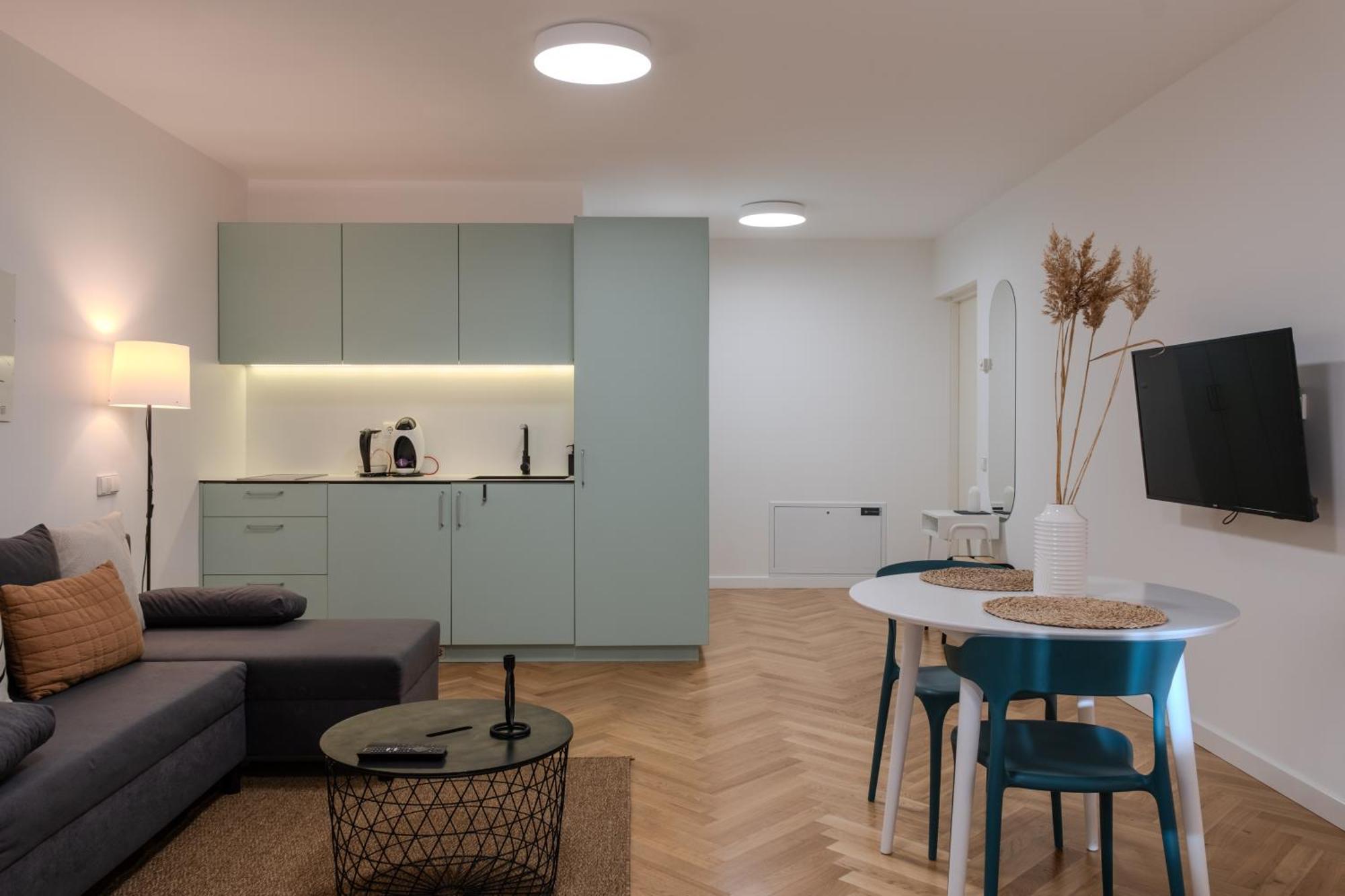 Urban Hideaway Studio Kaunas Kültér fotó